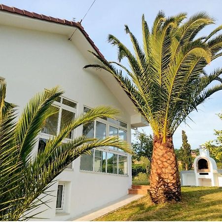 Preciosa Casa De Campo + Playa + Jardin + Mascotas Villa Naveces Exteriör bild